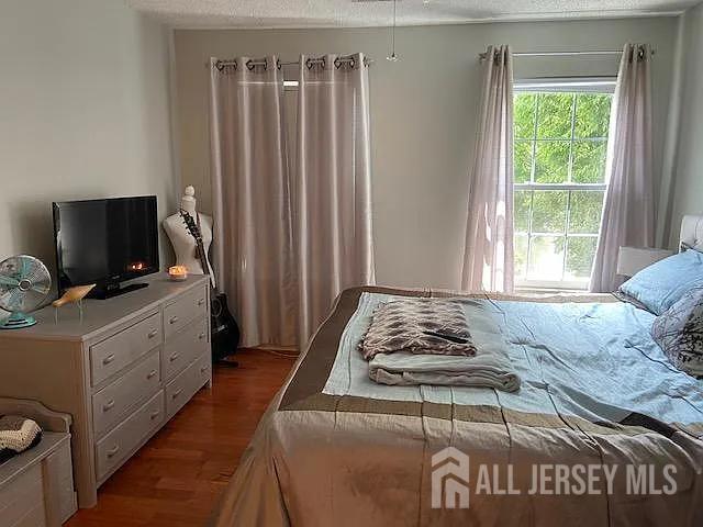 Foto del edificio - 360 Hadleigh Ln
