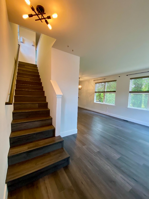 Foto del edificio - 200 Whispering Pine Pl