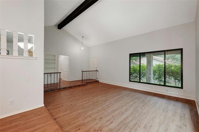 Building Photo - 4007 Vineland Dr