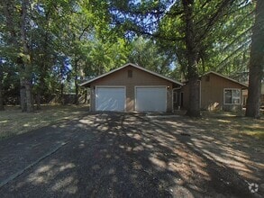 Building Photo - 685 NW Linden Ave