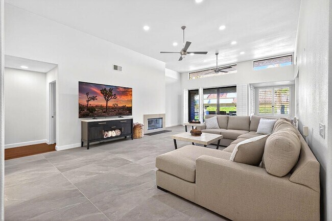 Foto del edificio - 77825 Cottonwood Cove