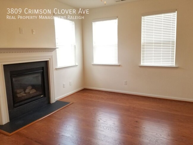 Building Photo - 3809 Crimson Clover Ave