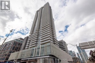 Building Photo - 20 Richardson St