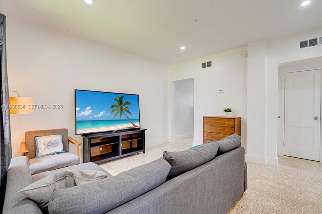 Building Photo - 234 NE 111th St