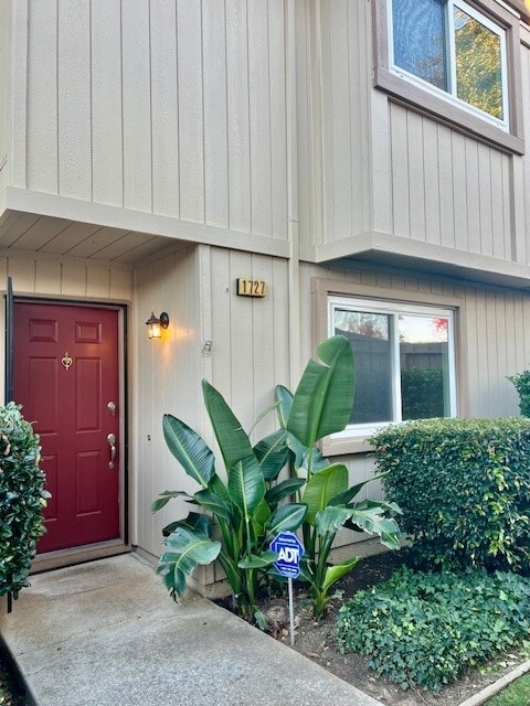 Building Photo - 1727 Sapling Ct