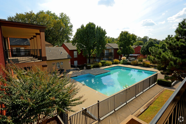 Building Photo - The Lewiston Apartments