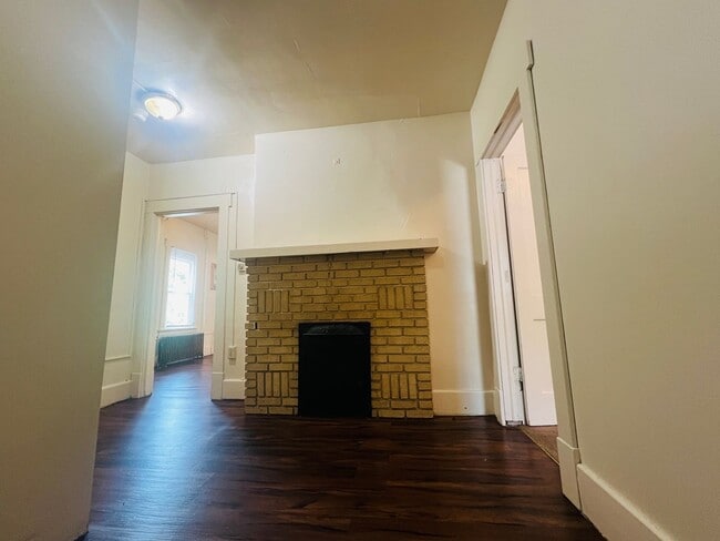 Building Photo - 759 Garrison Ave