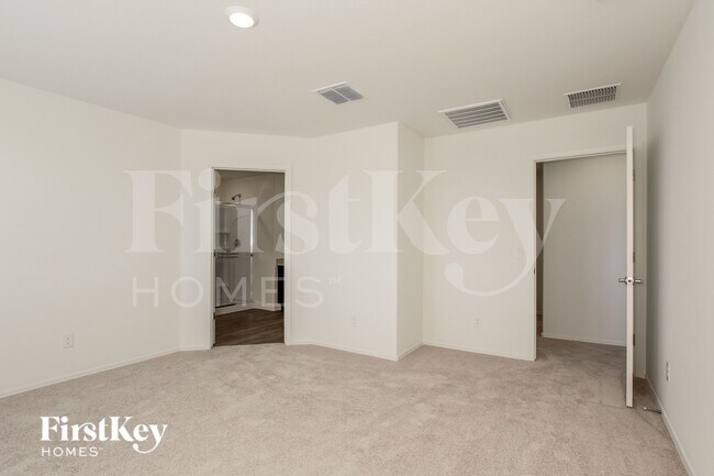 Foto del edificio - 8434 S 258th Dr