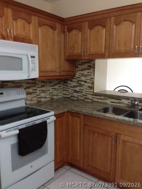 Foto del edificio - 4100 N 58th Ave