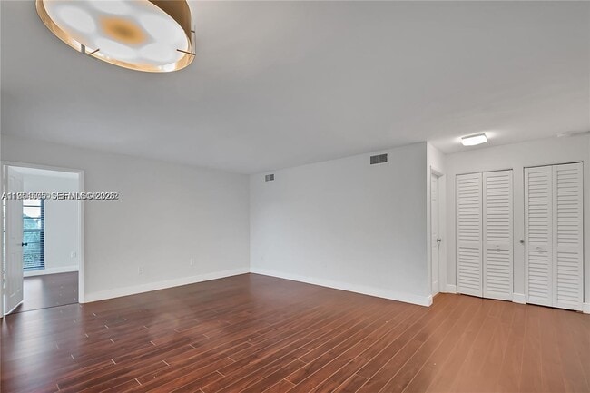 Foto del edificio - 8850 SW 123rd Ct