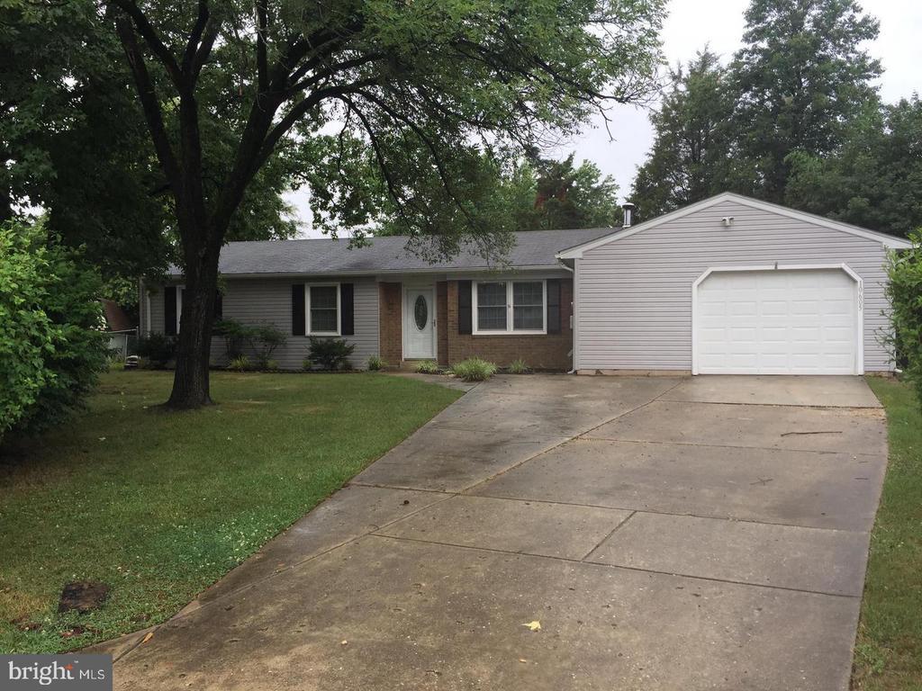 Foto principal - 10605 Mahogany Ct