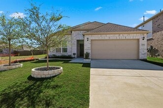 Building Photo - 1008 Elijah Dr