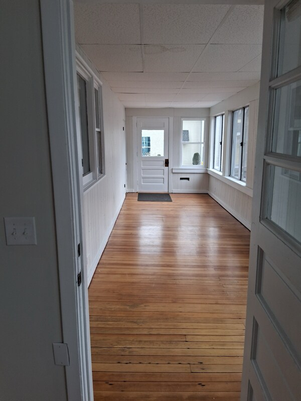 Building Photo - 8 Acorn St