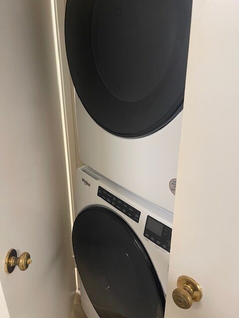 Foto del edificio - 140 Uwapo Rd