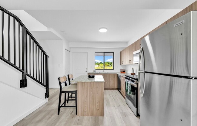 Building Photo - Northeast 160th Street, Miami, FL 33162 - 2 BR 2.5 BA townhouse