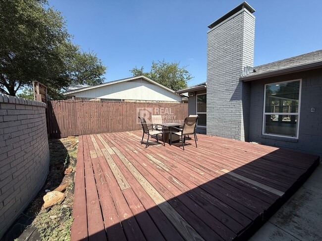 Building Photo - 4 bedroom Single-Story Home in Richardson Available for Rent