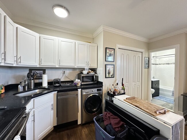 Foto del edificio - 3345 N Marshfield Ave
