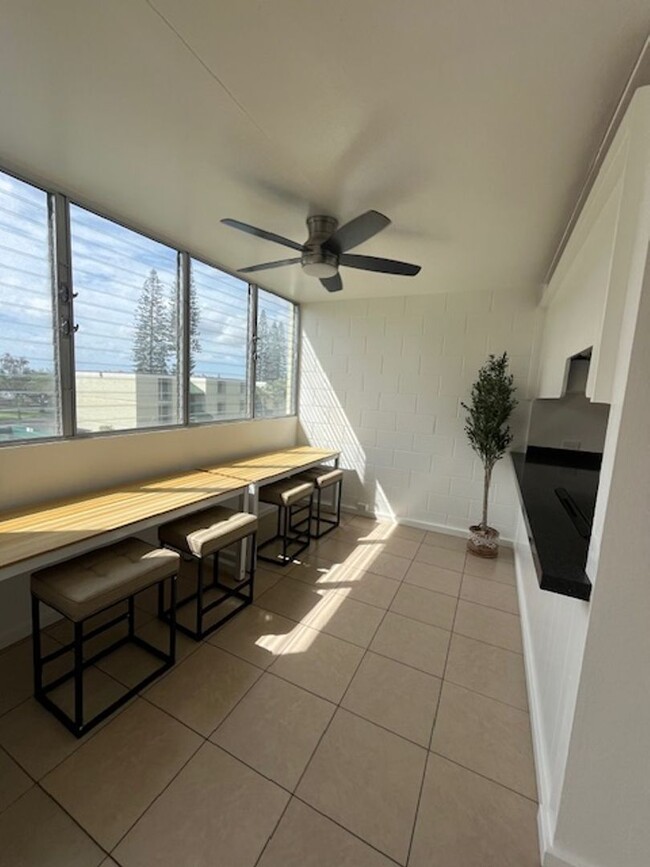 Foto del edificio - Mililani Town 2 bed/1 bath Apartment
