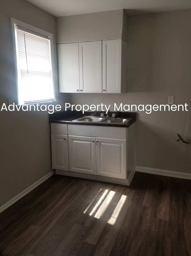 Building Photo - Come see this Newly Renovated Duplex In Hy...