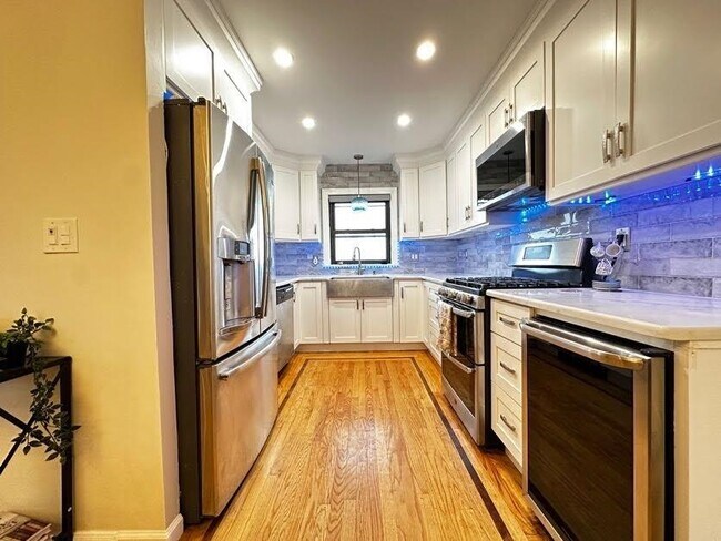 Foto del edificio - 1500 64th St