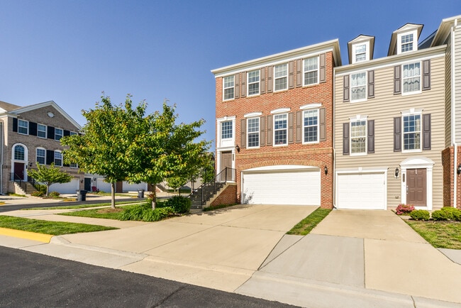 Building Photo - 22270 Blackmar Terrace