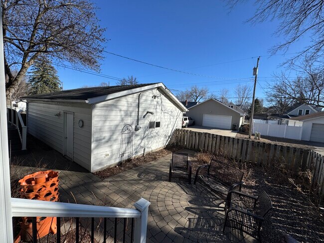 Foto del edificio - 635 Grant Ave