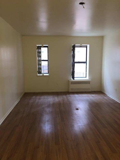 Foto principal - 1600 Harrison Ave