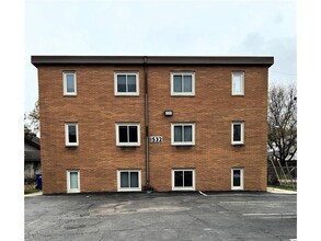 Building Photo - 1532 Randolph Ave