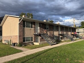 Building Photo - 654 N 100 W
