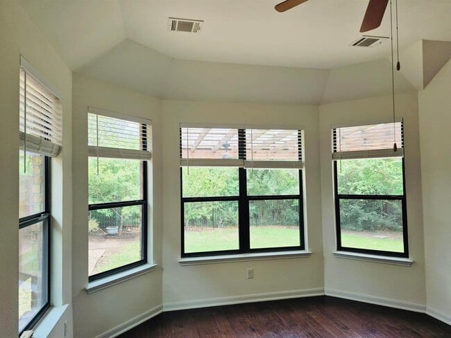 Foto del edificio - 5524 Allamanda Dr