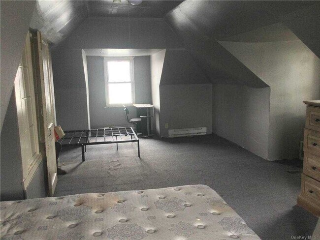 Foto del edificio - 121 E Fairview Ave