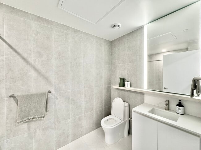 Building Photo - The Millway