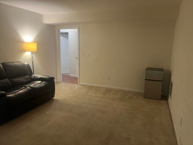 Foto del edificio - 5722 Flowers Ridge SW