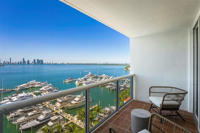 Foto del edificio - 1800 Sunset Harbour Dr