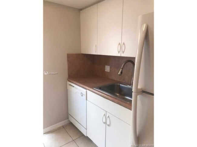 Foto del edificio - 2475-2416 NW 16th St Rd