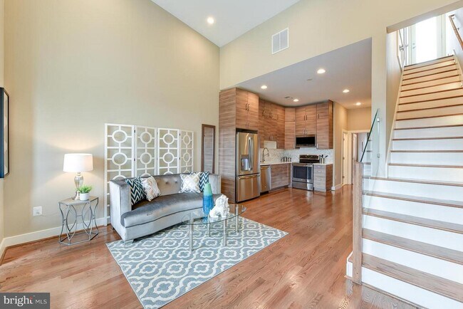 Building Photo - 3 S St NW