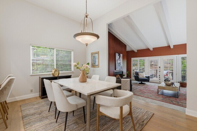 Building Photo - 3674 E Oak Rim Way