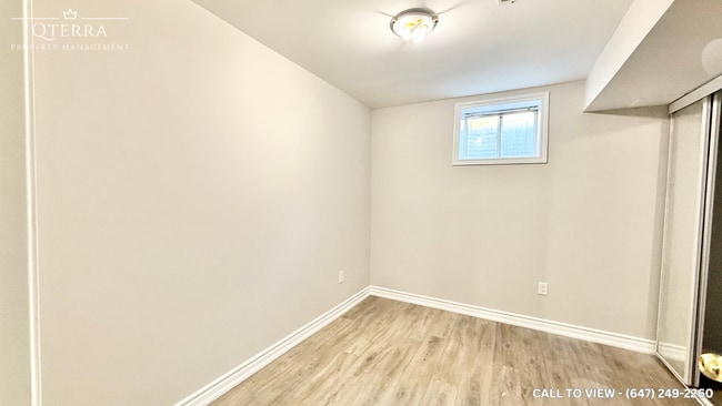 Building Photo - 542 Bartleman Ter