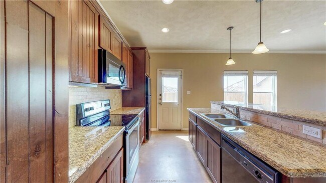 Building Photo - 3403 Cullen Trail