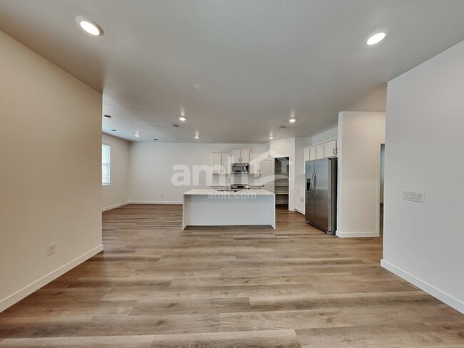 Foto del edificio - 7405 S Paseo Monte de Oro