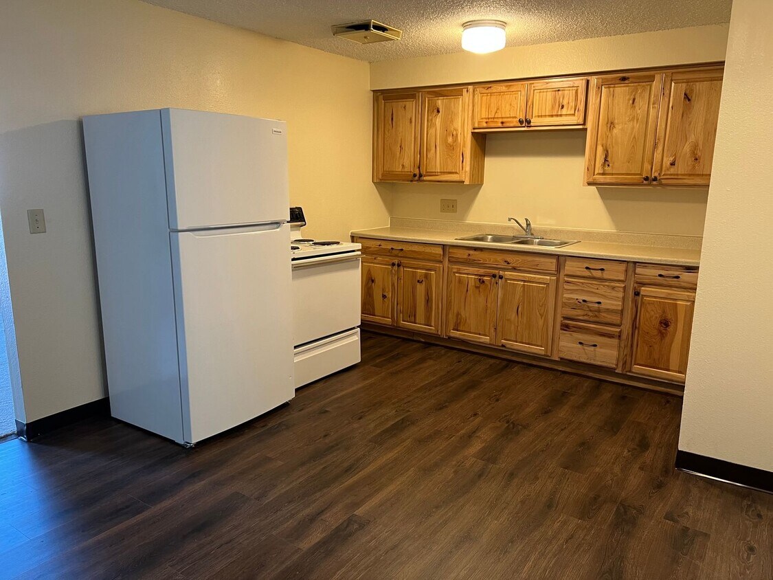 Foto principal - Pinewood Apartments