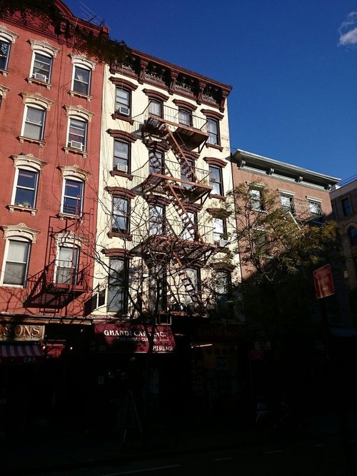 Foto del edificio - 283 Bleecker St