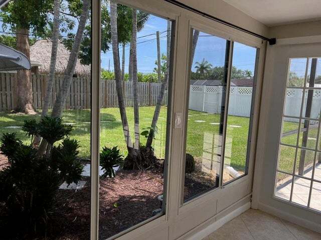 Foto del edificio - 1288 SW 7th St
