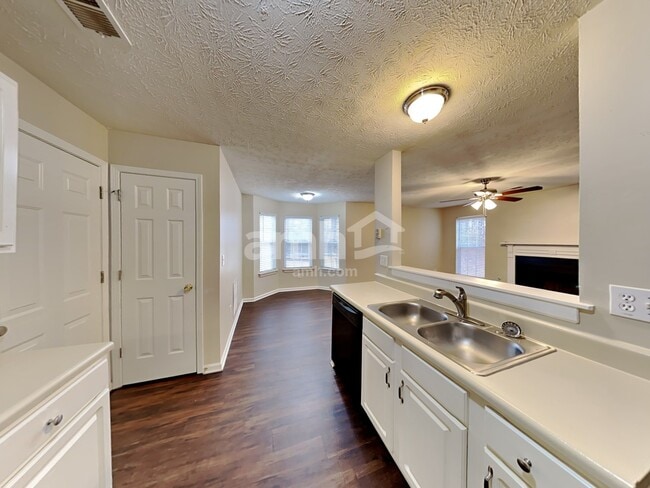 Building Photo - 3533 Shortleaf Run