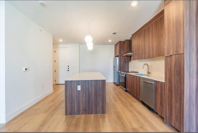 Foto del edificio - 1701 Simond Ave Ave