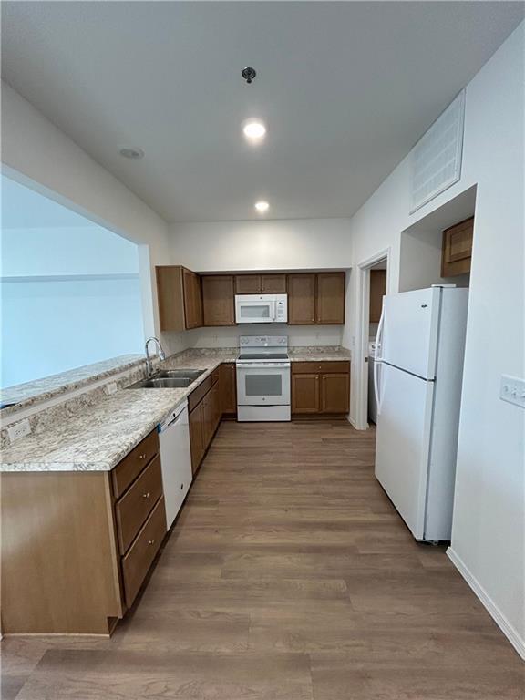 Foto del edificio - 2810 W Mockingbird Ln