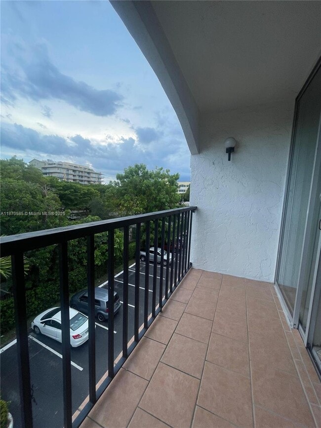 Foto del edificio - 2150 SW 16th Ave