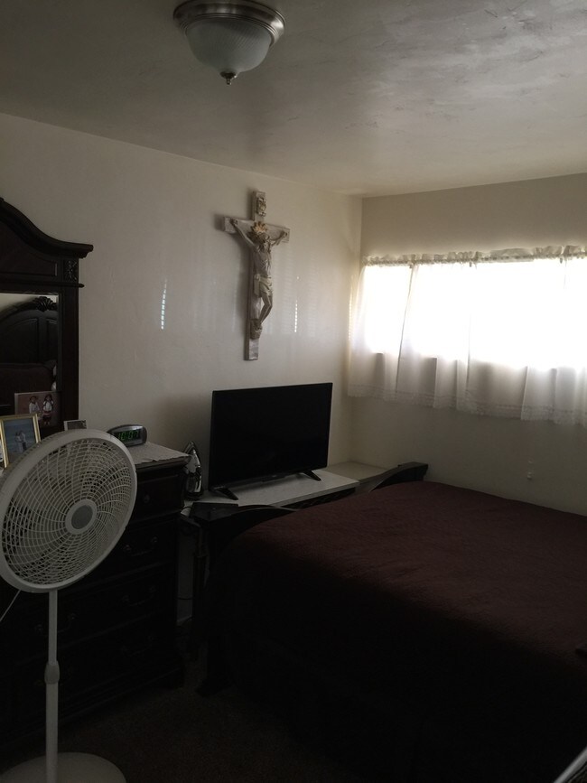 Bedroom - Romero Apartments