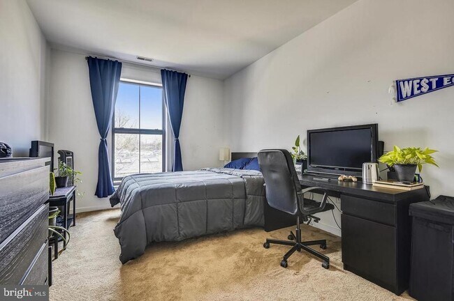 Foto del edificio - 2007 Clipper Park Rd