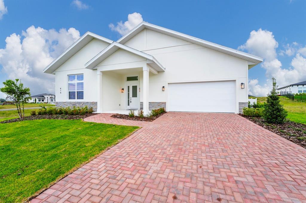 Foto principal - 416 Adams View Ln
